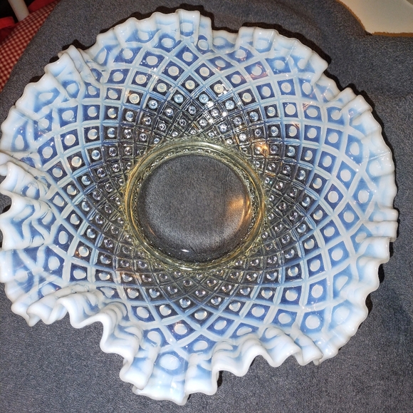 Large Vintage Fenton Opalescent Hobnail 12”Bowl! Ruffled Edges,VERY OLD!! - Picture 8 of 9